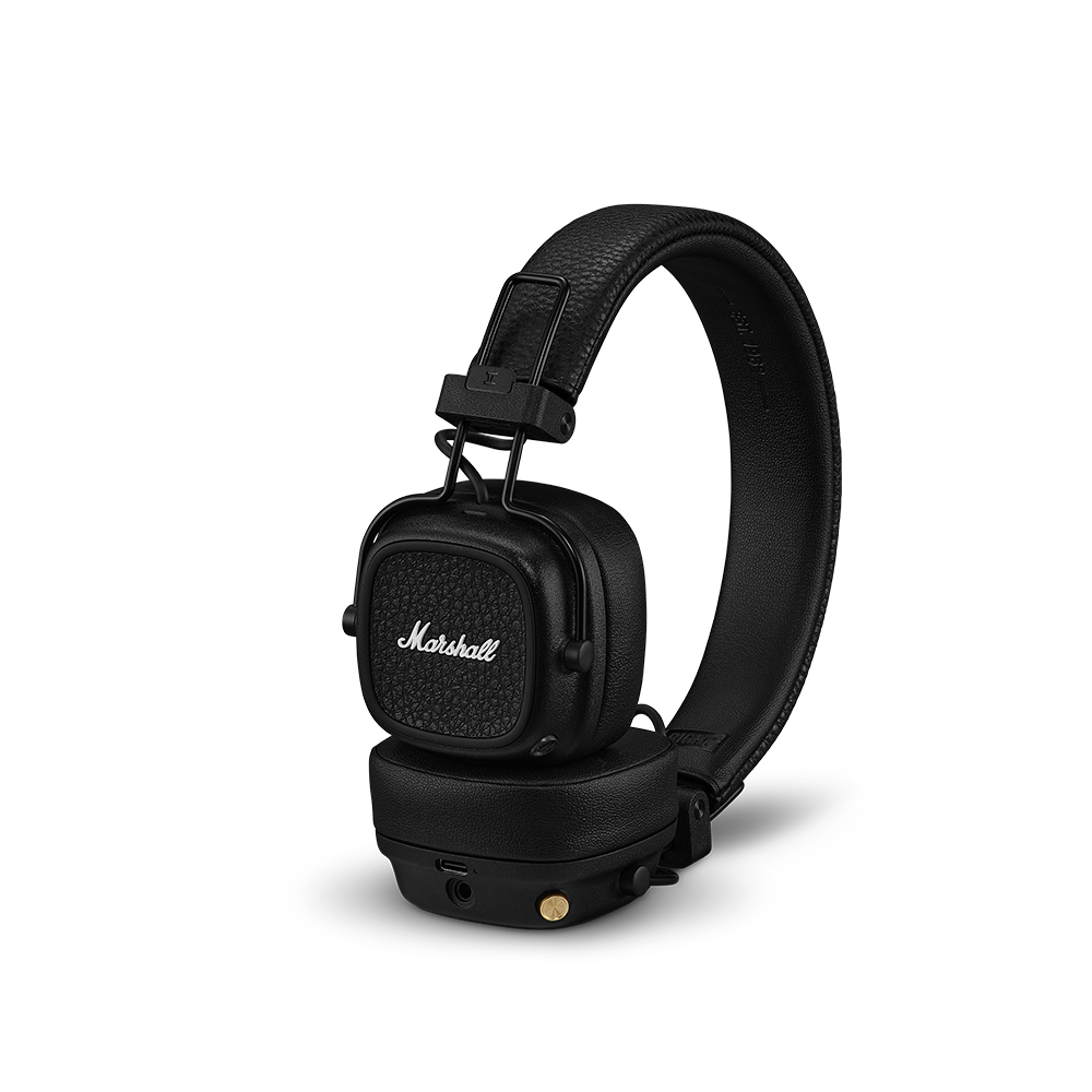 Major V — Black